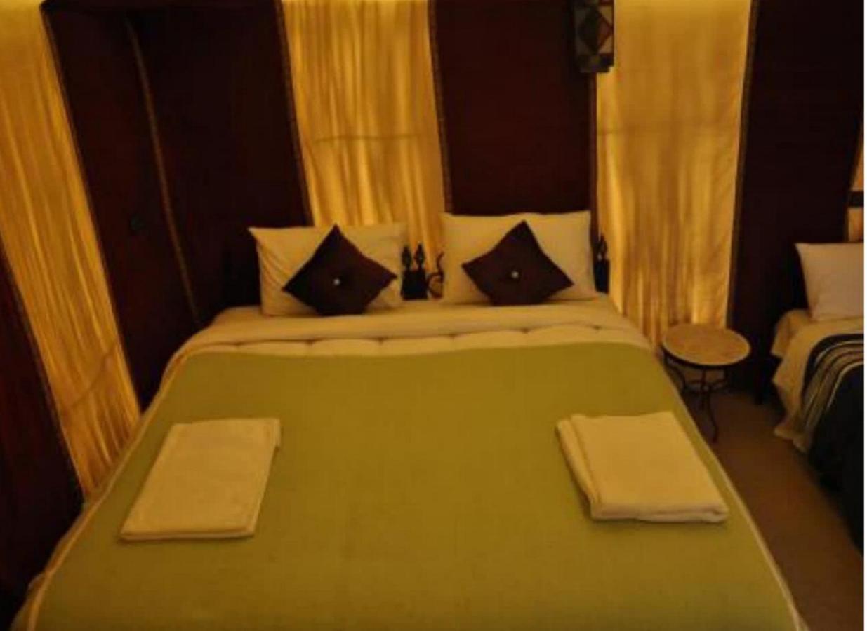 Roses Desert Camp Merzouga Dış mekan fotoğraf
